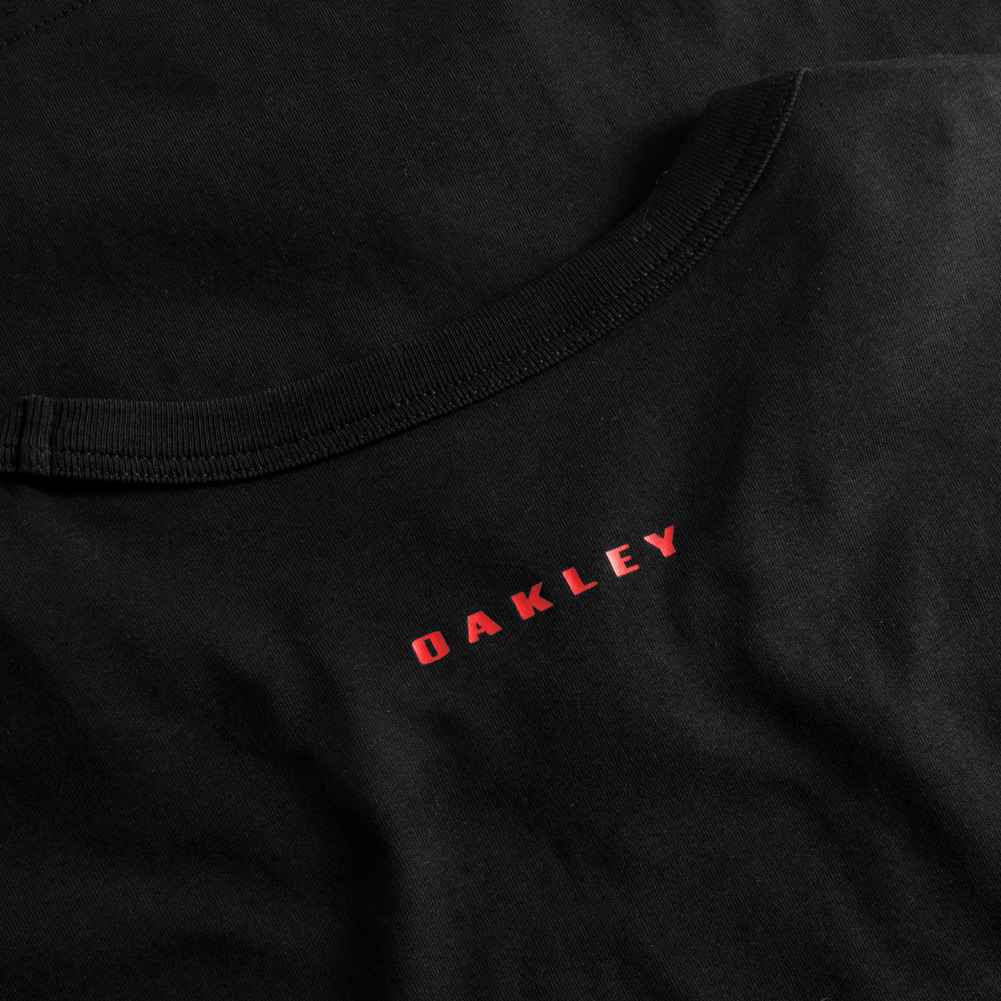 Oakley Flag Men T-shirt 457398-02E | SportSpar.com