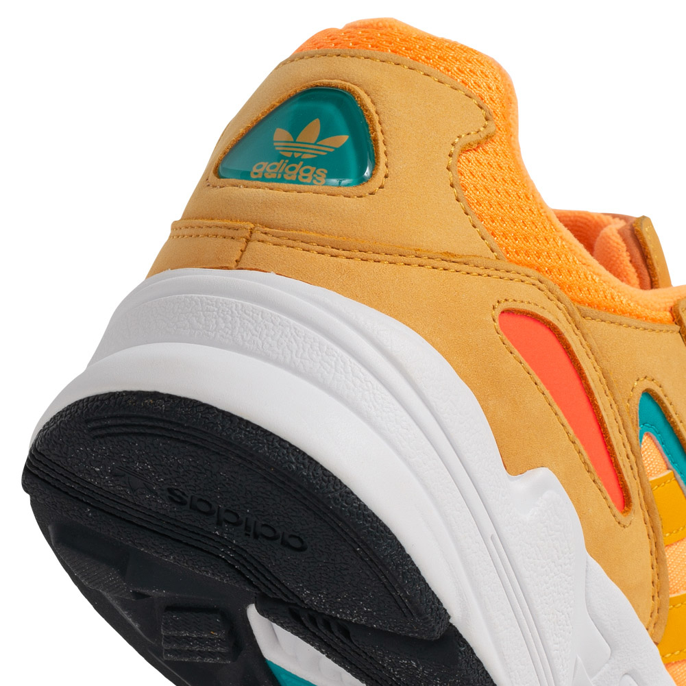 adidas Originals Yung-96 Chasm Sneakers EE7228 | deporte-outlet.es