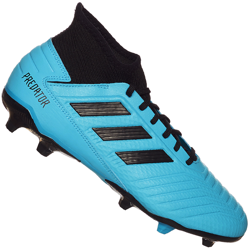 predator mens football boots
