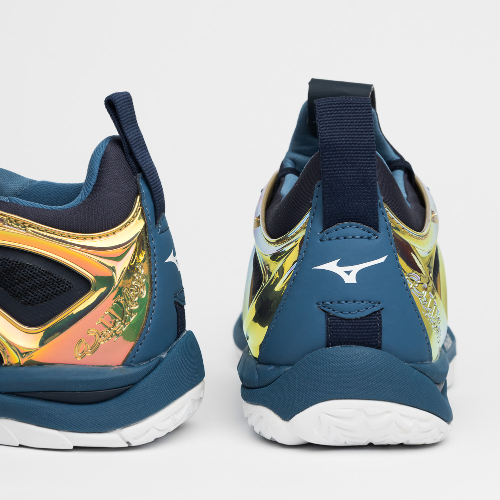 mizuno gladiator