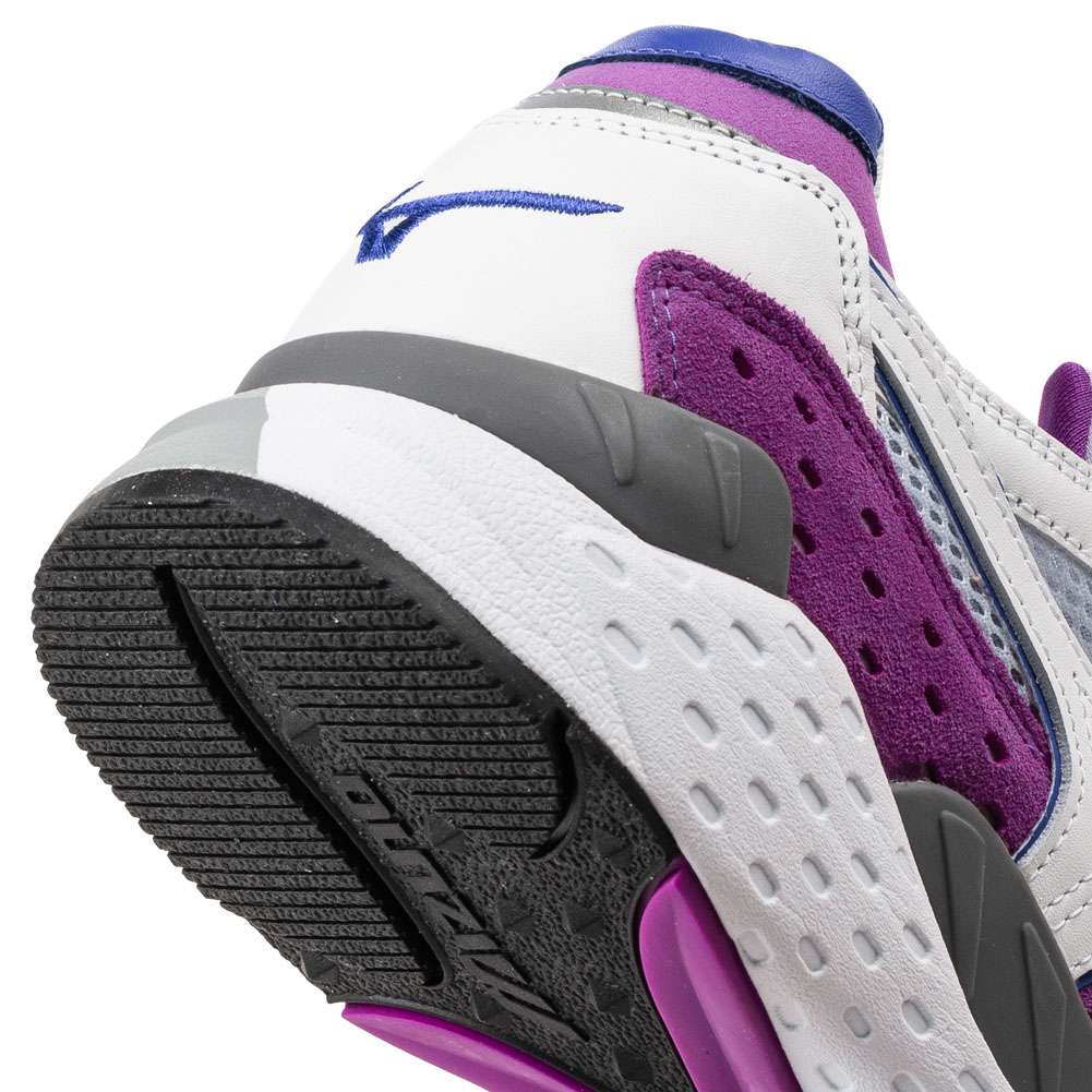 Mizuno Mondo Control Unisex Sneakers D1GA1935-67 | SportSpar.com Mizuno Mondo Control Unisex Sneakers D1GA1935-67 | SportSpar.com