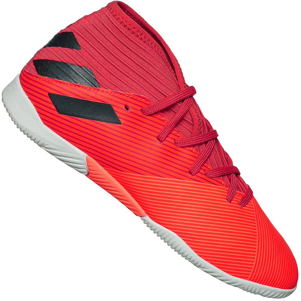 nemeziz futsal boots