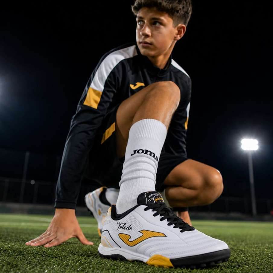 Joma TOLEDO JR Turf Kids Football boots with multi-studs